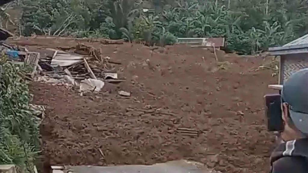 Update Longsor Banjarnegara Hari Ini, Jumlah Korban, dan Lokasi Update Longsor Banjarnegara Hari Ini, Jumlah Korban, dan Lokasi