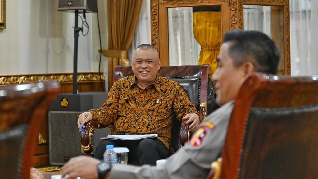 Temui Kapolri, Menhub Bahas Persiapan Pengamanan Libur Nataru Temui Kapolri, Menhub Bahas Persiapan Pengamanan Libur Nataru