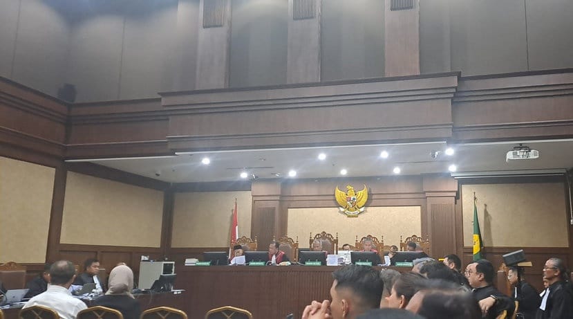 Eks Pejabat Pertamina Akui Disuruh Hapus Chat oleh Arief Sukmara Eks Pejabat Pertamina Akui Disuruh Hapus Chat oleh Arief Sukmara