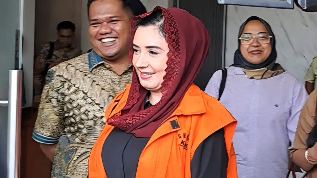 Bupati Fadia Arafiq Hanya Minta Dihukum Ringan, Bukan Bebas