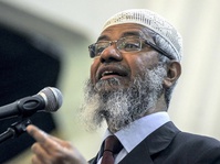 Zakir Naik Tak Punya Kewarganegaraan Usai Paspornya Dicabut