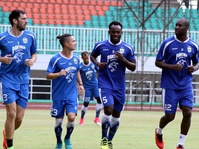 Duel Persib vs Persija Berakhir Imbang 1-1