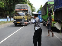 Pengamat Dukung Aturan Truk Tak Beroperasi Saat Arus Balik