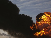 RS Pakistan Kewalahan Tangani Korban Ledakan Truk Minyak