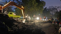 Jalan Gubeng Surabaya Ambles Sedalam 8 Meter pada Selasa Malam