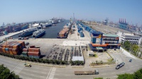 Luhut Klaim 7 Pelabuhan Internasional Bisa Pangkas Biaya Logistik
