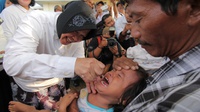 Risma Turun Langsung Imunisasi Balita