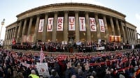 Tragedi Hillsborough: Kebohongan Polisi & Reformasi Sepak Bola
