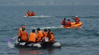 SAR Surabaya Bantu Pencarian Perahu Terbalik di Bojonegoro