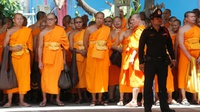 Polisi Thailand Gerebek Kuil Buddha Tempat Pencucian Uang
