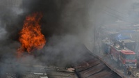 Kebakaran Melahap Kawasan Pasar Kanjengan Semarang