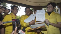 Nurul Arifin Serahkan Berkas Pemilihan Walikota Bandung 2018