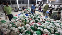 Masjid Agung Al Azhar Salurkan 24 Ton Beras Zakat