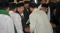 Jusuf Kalla Shalat Id di Masjid Istiqlal