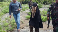 Pemeriksaan Terhadap Delima, Istri Santoso, Belum Dilanjutkan