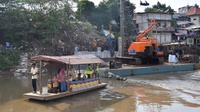 Normalisai Sungai Ciliwung Terus Berlanjut
