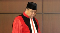 KPK Periksa Ketua MK Sebagai Saksi Kasus Suap Hakim MK