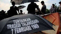 Akankah Presiden Jokowi Mengadili Kawan Dekat?