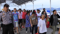 Malaysia Deportasi 78 TKI Bermasalah Lewat PLBN Entikong