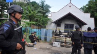 Polri Pindahkan Tujuh Tersangka Bom Samarinda ke Jakarta