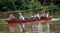 Potret Pelajar Ditengah Banjir