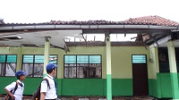 Laboratorium SMPN 4 Kota Bekasi Roboh