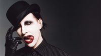 Marilyn Manson Dibawa ke RS Usai Kecelakaan Saat Konser