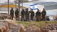 Israel Kerahkan Tank Serang Jalur Gaza 