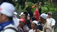 Kecewa Tuntutan Ahok, Massa Ormas Islam Hampir Rusuh