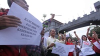 Massa Pendukung di Mako Brimob Tuntut Ahok Dibebaskan