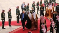 Donald Trump Minta Saudi Tawarkan IPO Aramco di Wall Street