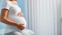 Studi: Ibu Hamil Positif Corona Tak Tularkan COVID-19 pada Bayinya