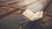 Bacaan Surah Al-Insyirah Ayat 1-8 dan Manfaat Membacanya