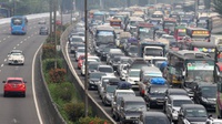 4 Mobil Tabrakan Beruntun di Tol Jakarta-Cikampek