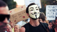 Guy Fawkes dan Topeng Simbol Pemberontakan