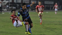 Jadwal GoJek Traveloka Hari Ini: Semen Padang vs Bali United