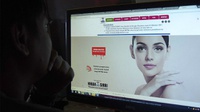 Siapakah Sosok Model di Laman Situsweb Nikahsirri.com?