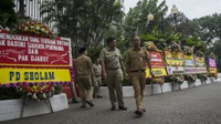 Warga Jakarta dan Pegawai Pemprov Lepas Djarot di Balai Kota