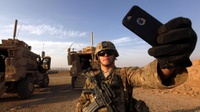 Di Balik Larangan Selfie bagi Tentara