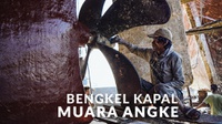 Melihat Aktivitas Pekerja Bengkel Kapal di Muara Angke