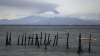Abu Vulkanik Erupsi Gunung Agung Mengarah ke Lombok