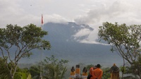 Gunung Agung Meletus: Jonan Jamin Pasokan BBM dan Listrik Aman