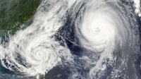 BMKG: Badai Tropis Dahlia Mengarah ke Barat Daya Jakarta 