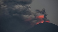 Gunung Agung Meletus: PVMBG Sebut Sepertiga Kawah Sudah Terisi Lava