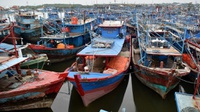 Kapal Wajib Pasang Alat Pelacak AIS: Cacat Hukum & Rugikan Nelayan