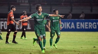 Hasil Persebaya vs Madura United Babak Pertama: Skor 1-0