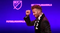 David Beckham Raih Penghargaan UEFA President's Award 2017-2018