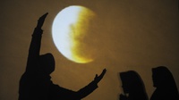 Petani Bekasi Memberontak Saat Gerhana Bulan