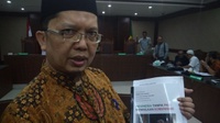 Alfian Tanjung Baca Pleidoi & Ungkap Dokumen Intelijen TNI Soal PKI