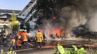 Ledakan Bom Tiga Gereja di Surabaya - Tirto Kilat